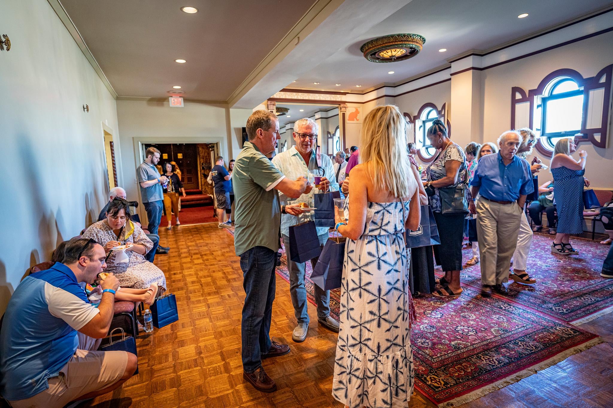 Barnet Room with Bunny.jpg